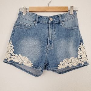 URBAN OUTFITTERS BDG ERIN High-Rise Shorts